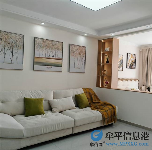 出售龍湖聽藍(lán)灣電梯房，精裝未住，可貸款可議價(jià)